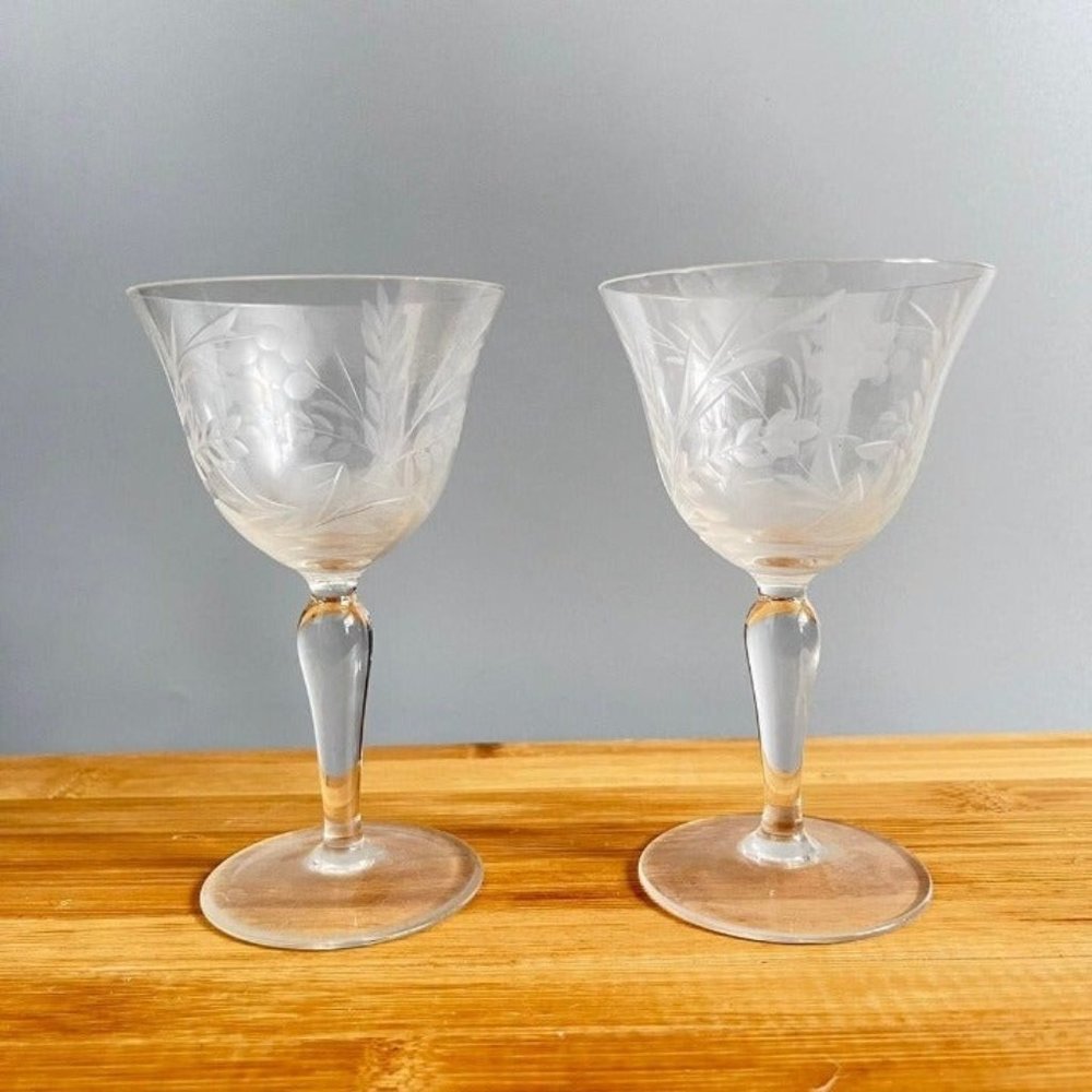 Lot of 2 Vintage cordial Glasses Clear Glass Floral Pattern